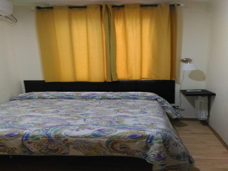 Hostal Jq Madrid 1 image