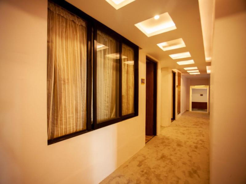 Hotel Jampa image