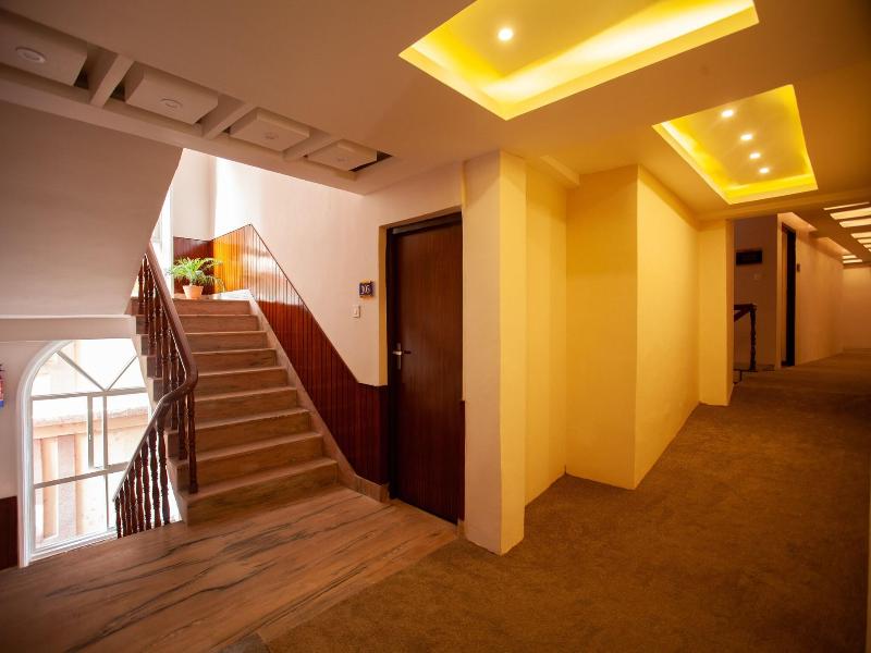 Hotel Jampa image