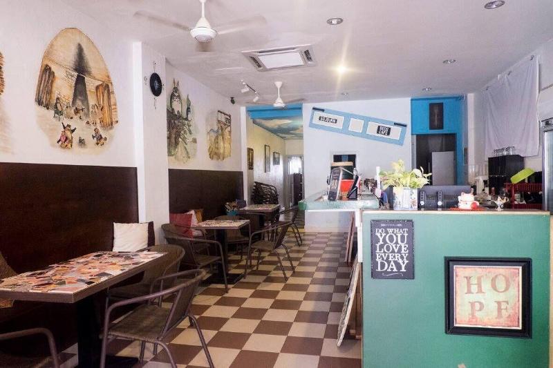Sojourn Beds & Cafe - Hostel image