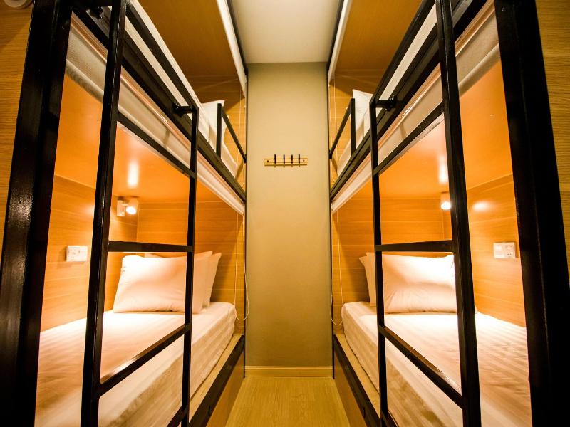 Hexa Hotel image