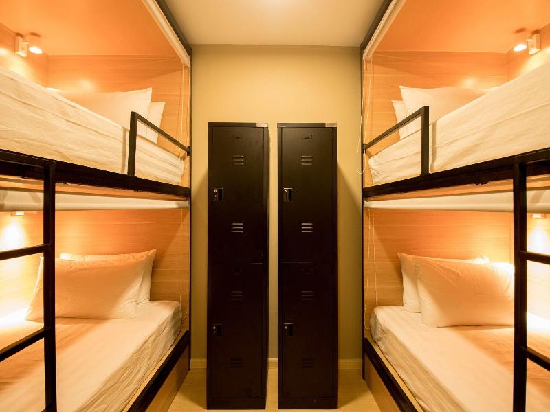 Hexa Hotel image