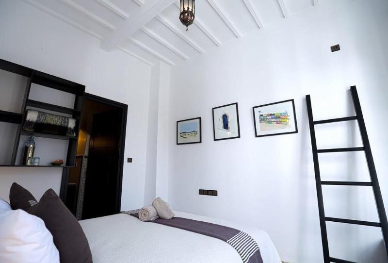 Riad Dar Awil image