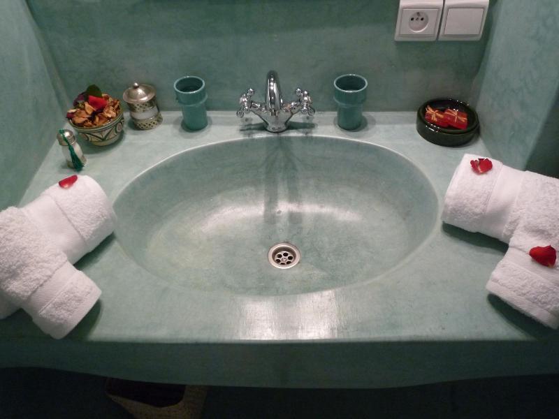 Riad Azahar image