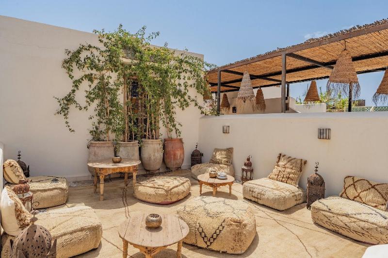 Riad Yamina52 image