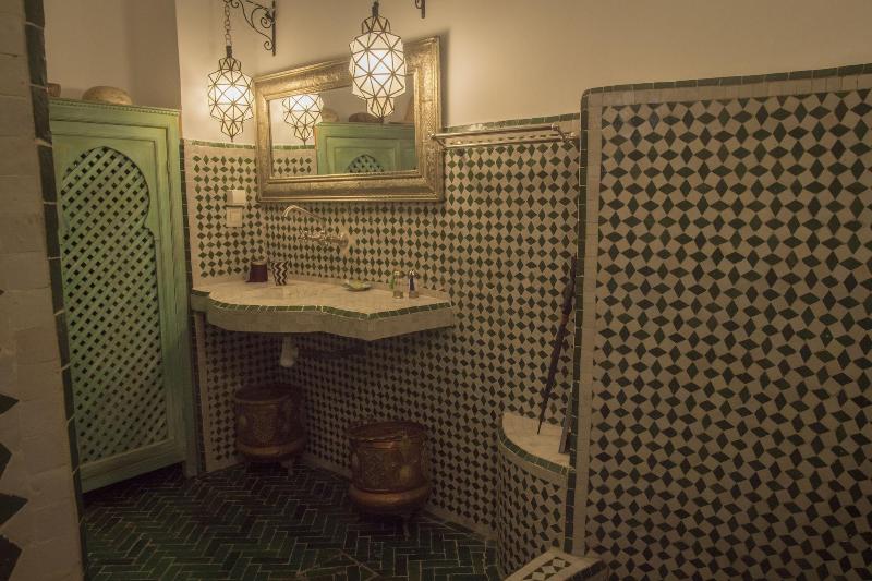 Riad Yamina52 image