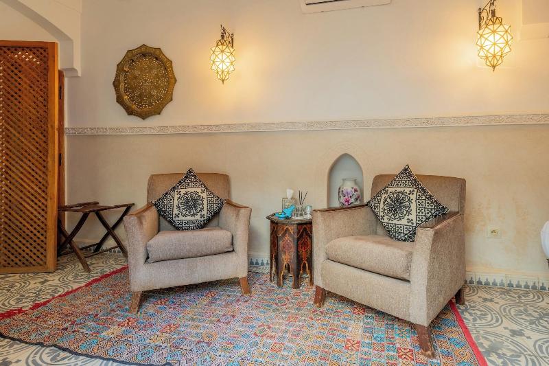 Riad Yamina52 image