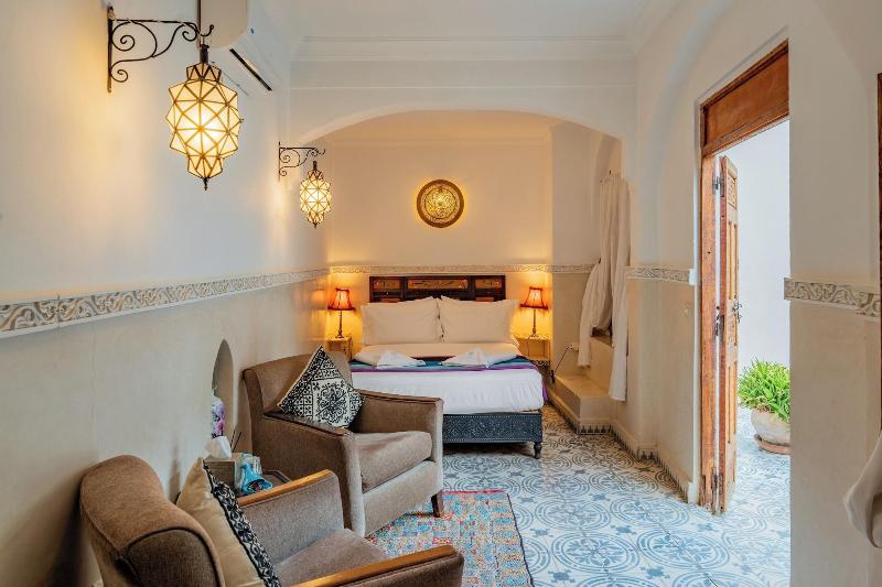 Riad Yamina52 image