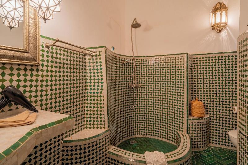 Riad Yamina52 image