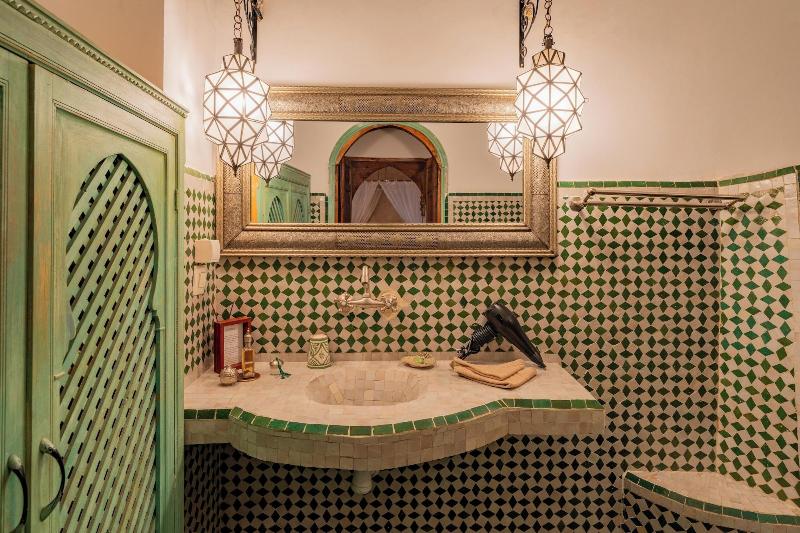 Riad Yamina52 image