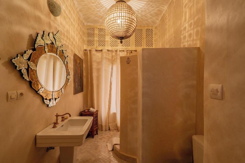 Riad Yamina52 image