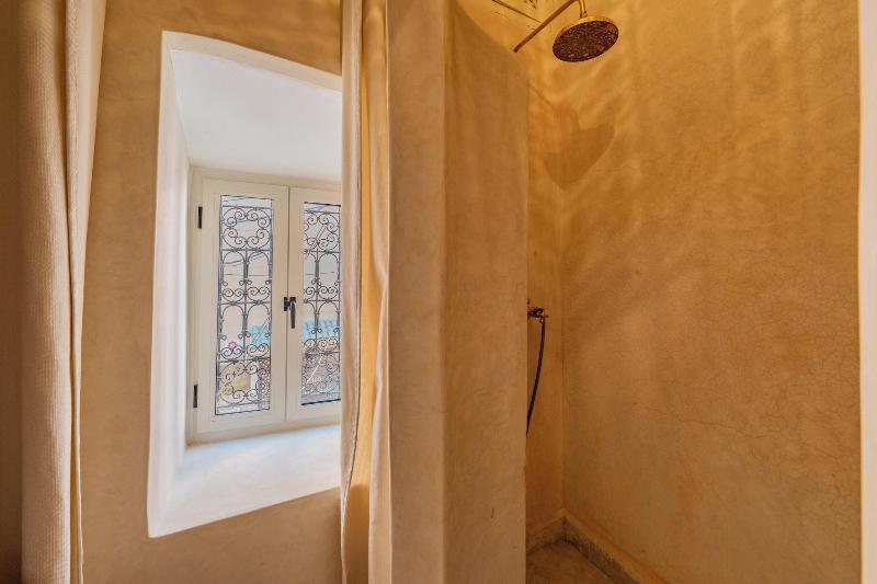 Riad Yamina52 image
