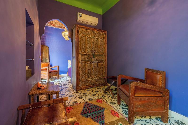 Riad Yamina52 image