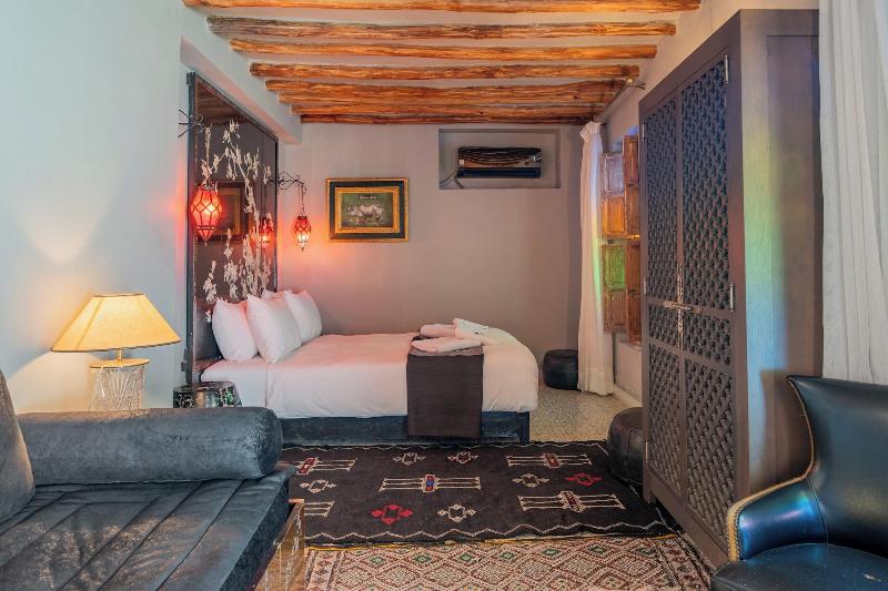 Riad Yamina52 image