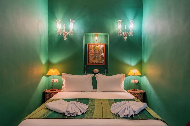 Riad Yamina52 image