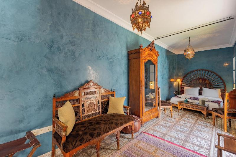 Riad Yamina52 image