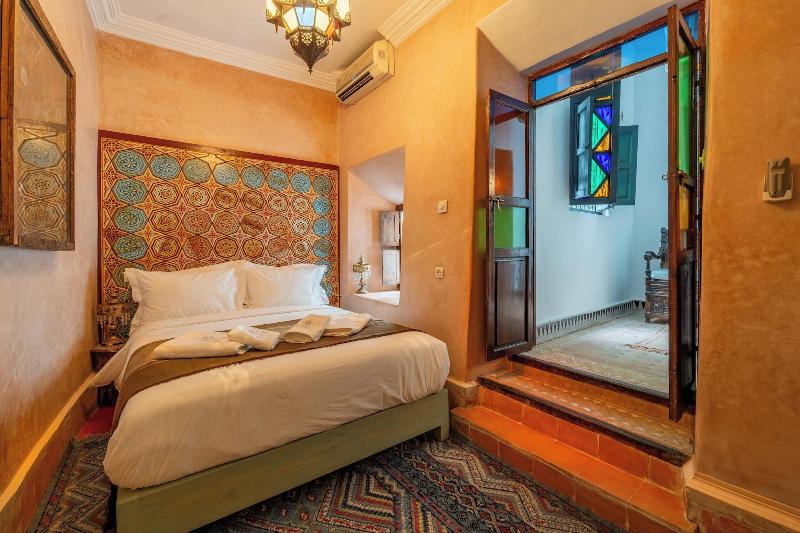 Riad Yamina52 image