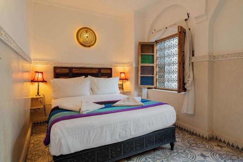 Riad Yamina52 image