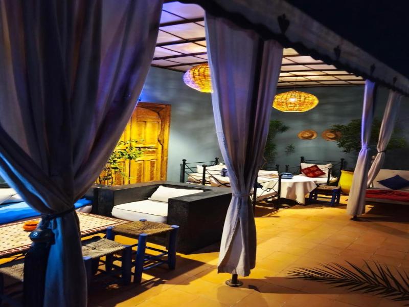 Riad Thycas image