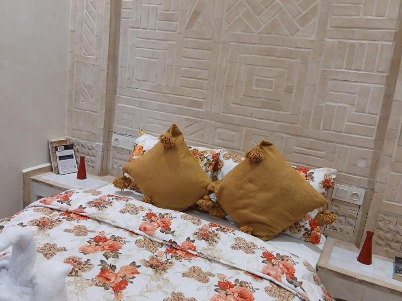 Riad Thycas image