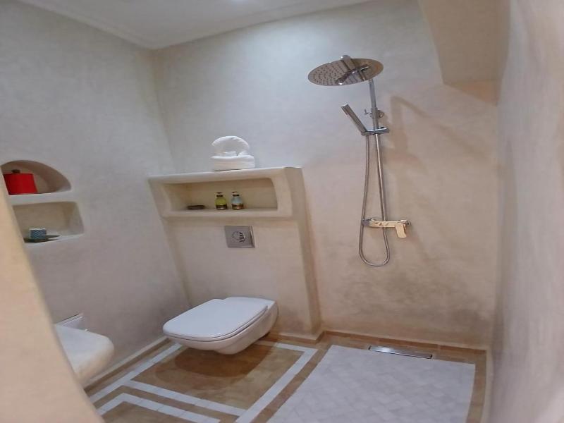 Riad Thycas image