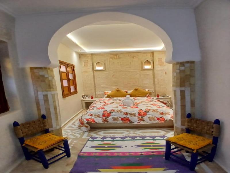 Riad Thycas image