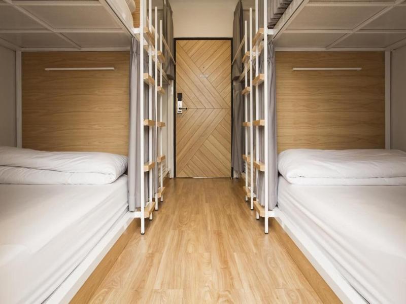 Bed One Block Hostel image