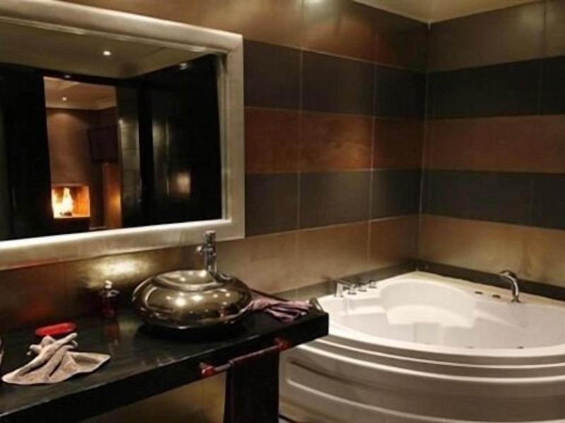 Riad Carllian image