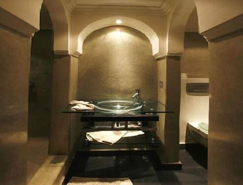 Riad Carllian image