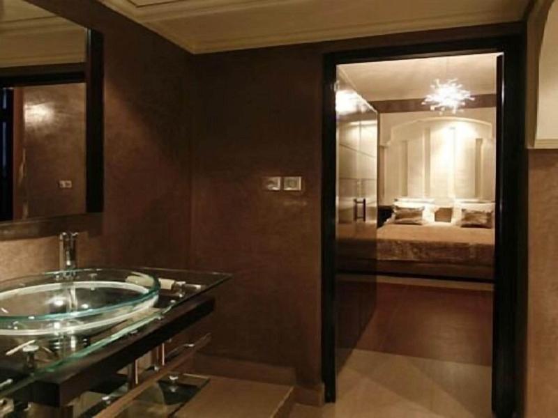 Riad Carllian image