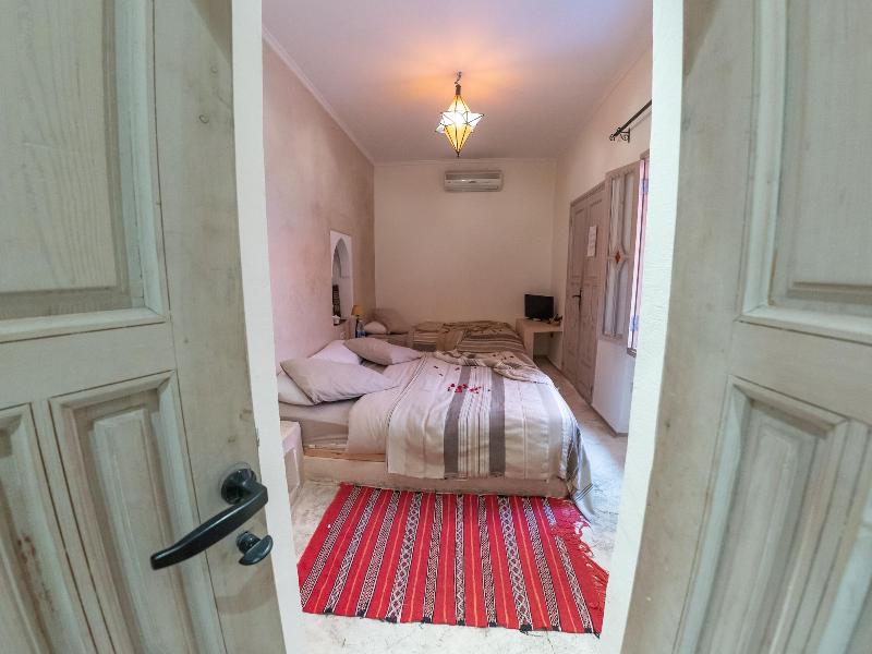 Riad Tahani image