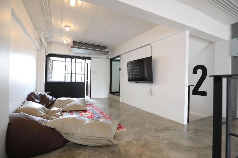 Apartment45 Hostel - Adults Only image