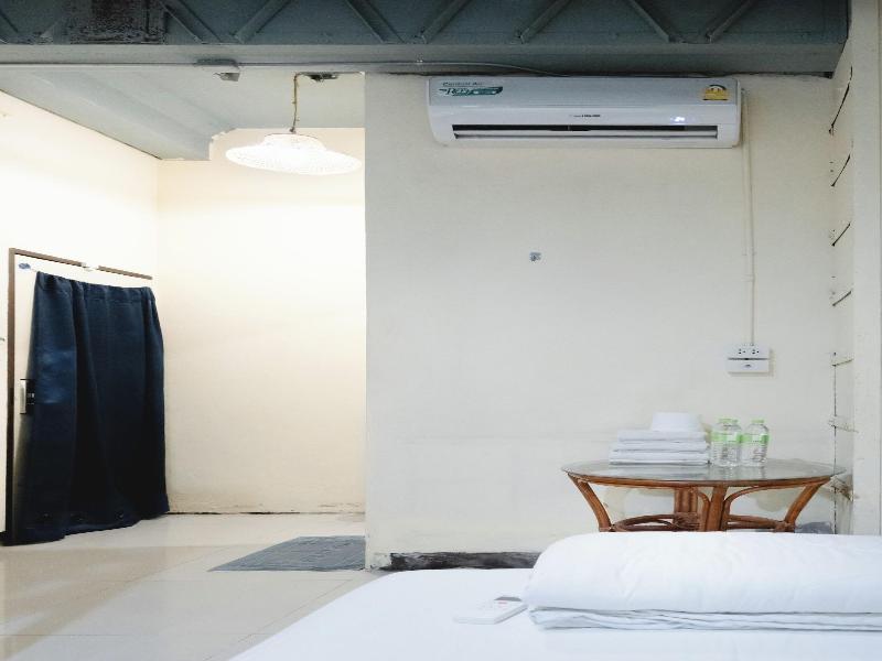 Khaosan Station - Adults Only image
