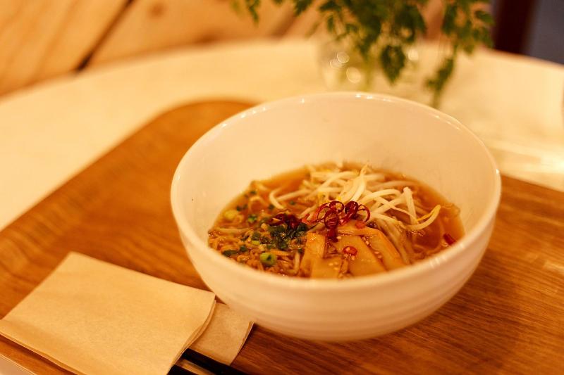 TRAVEL&BOOK HOTEL HULATON CABIN takamatsu - Hostel image