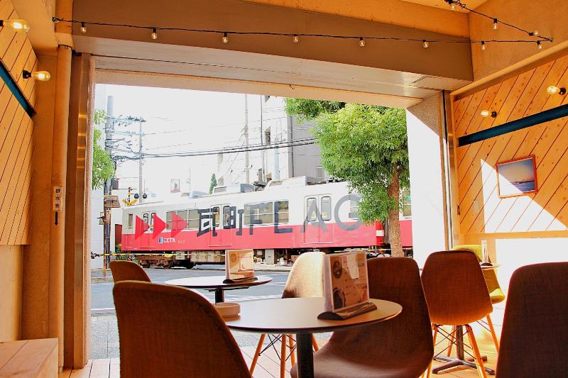 TRAVEL&BOOK HOTEL HULATON CABIN takamatsu - Hostel image