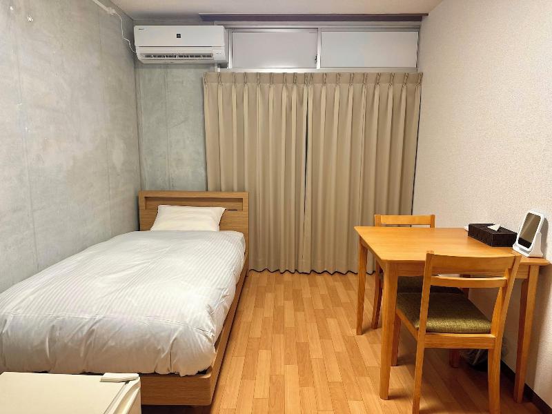 TRAVEL&BOOK HOTEL HULATON CABIN takamatsu - Hostel image
