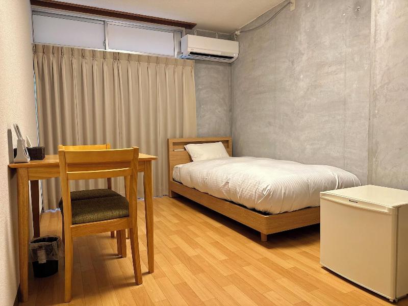 TRAVEL&BOOK HOTEL HULATON CABIN takamatsu - Hostel image