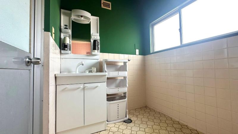 TRAVEL&BOOK HOTEL HULATON CABIN takamatsu - Hostel image
