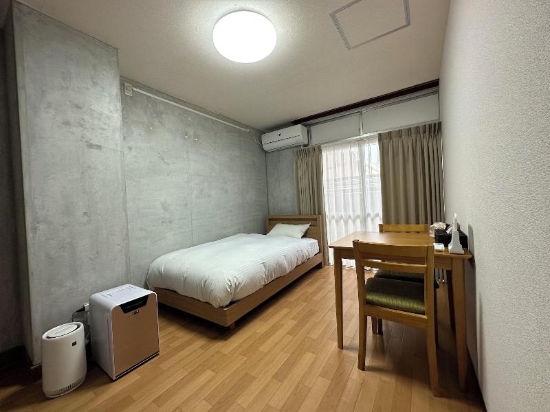 TRAVEL&BOOK HOTEL HULATON CABIN takamatsu - Hostel image