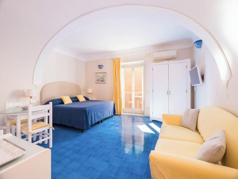 Villa La Tartana image