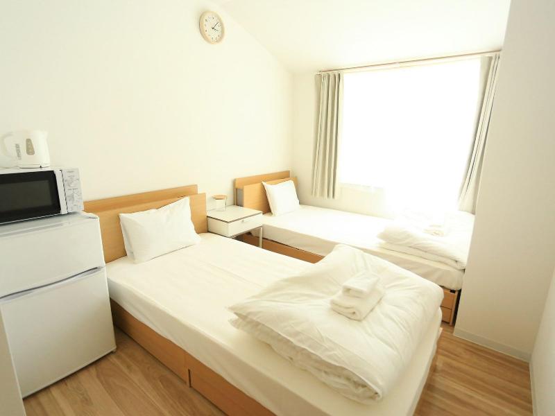 Coins Hostel Tenjin image