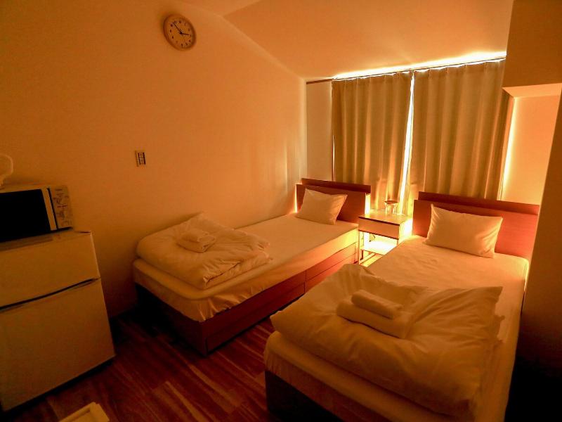 Coins Hostel Tenjin image