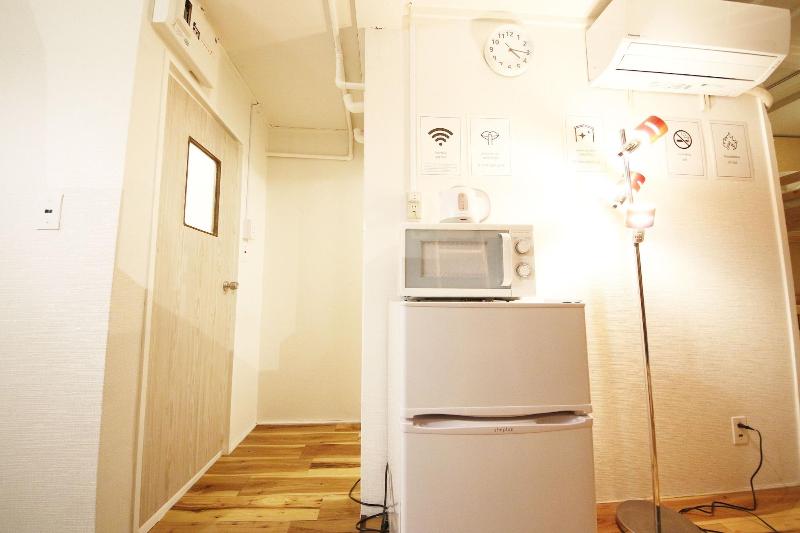 Coins Hostel Tenjin image