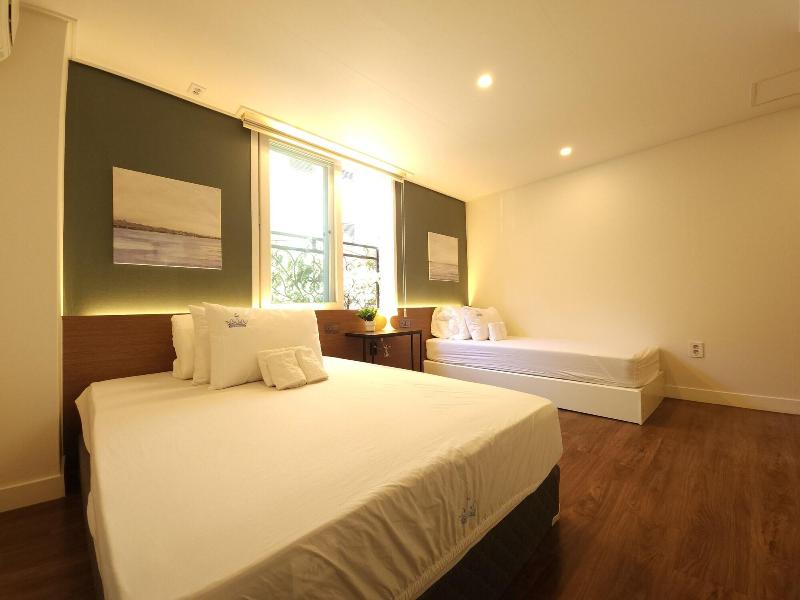 Myeongdong Miss Korea Guesthouse - Hostel image