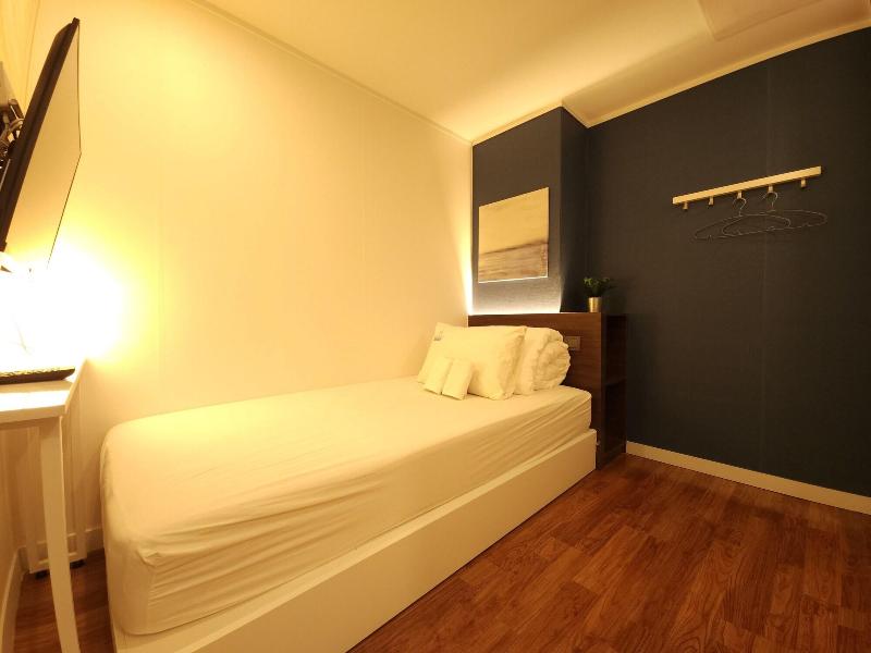 Myeongdong Miss Korea Guesthouse - Hostel image