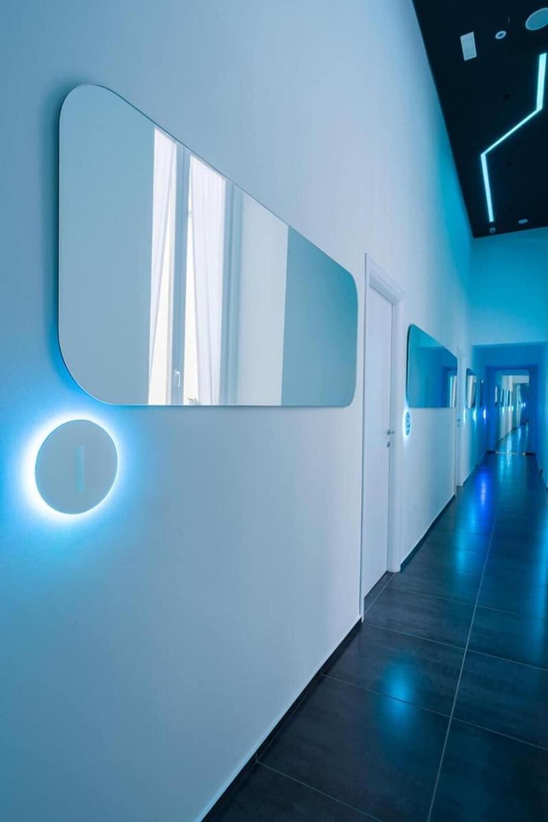 Skyhouse Chiaia image