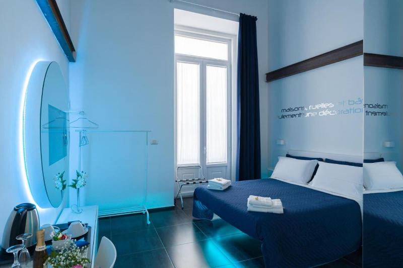 Skyhouse Chiaia image