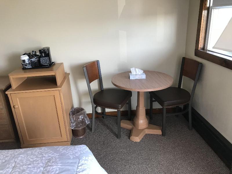 White Birches Motel image