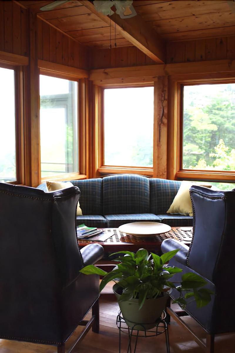Bluff House Inn