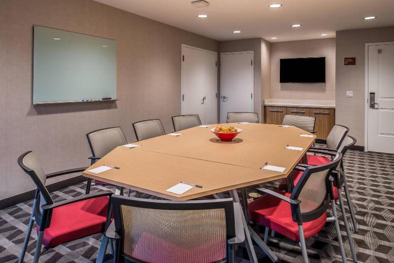Towneplace Suites By Marriott Merced image